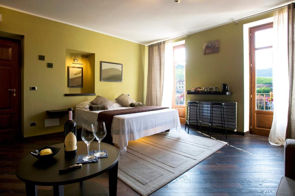 Casa Svizzera Agriturismo Barolo Chambre photo