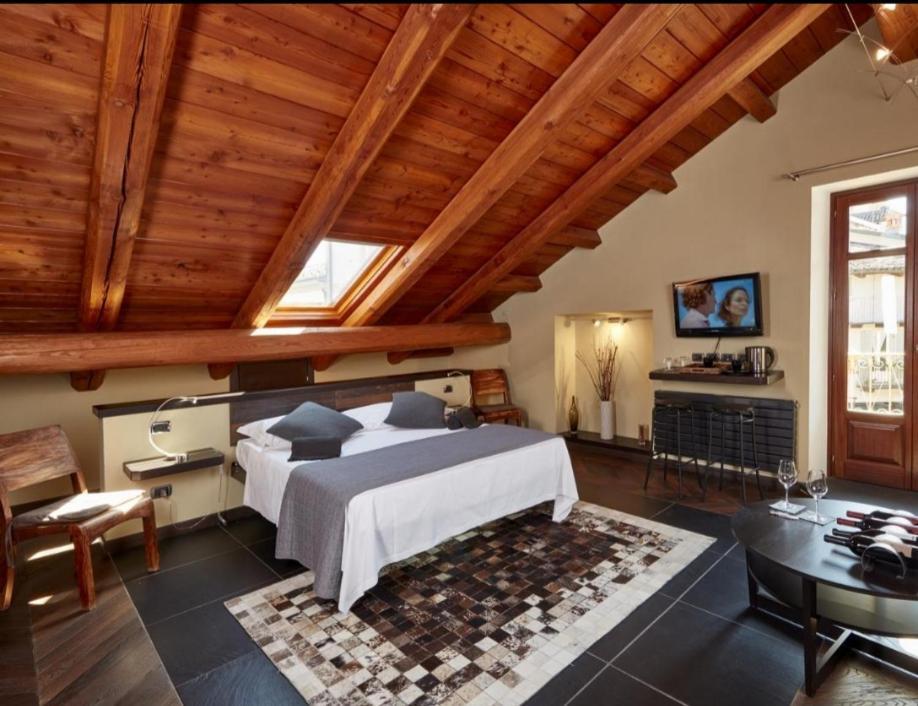 Casa Svizzera Agriturismo Barolo Extérieur photo